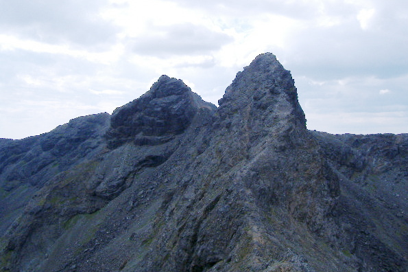 photograph looking west from lower down Sgurr nan Gillean 