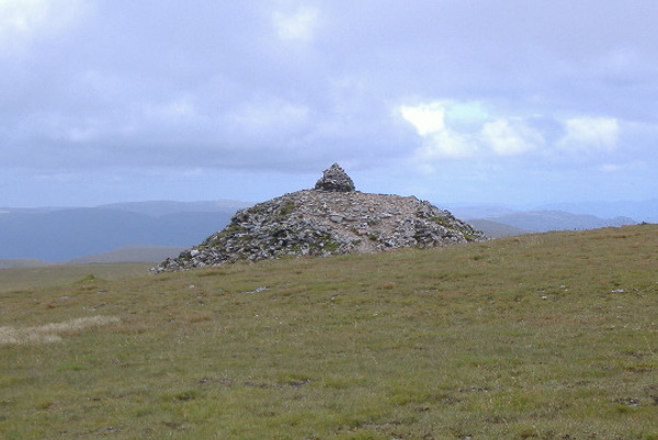 photograph of the mound of stones 