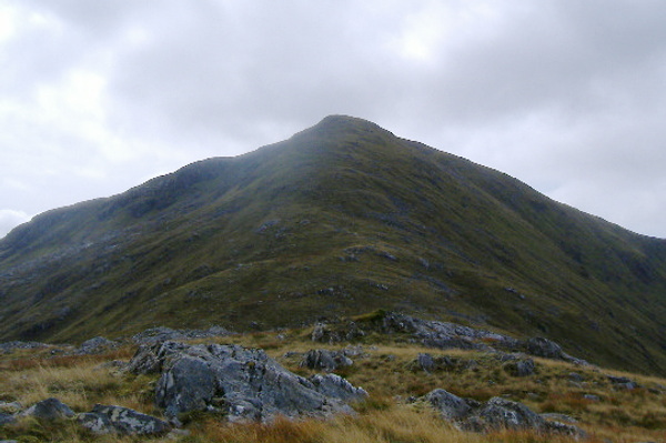 photograph looking up at Sgurr an Fhuarain 