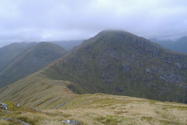 photograph looking along ridge to Sgurr Mor 