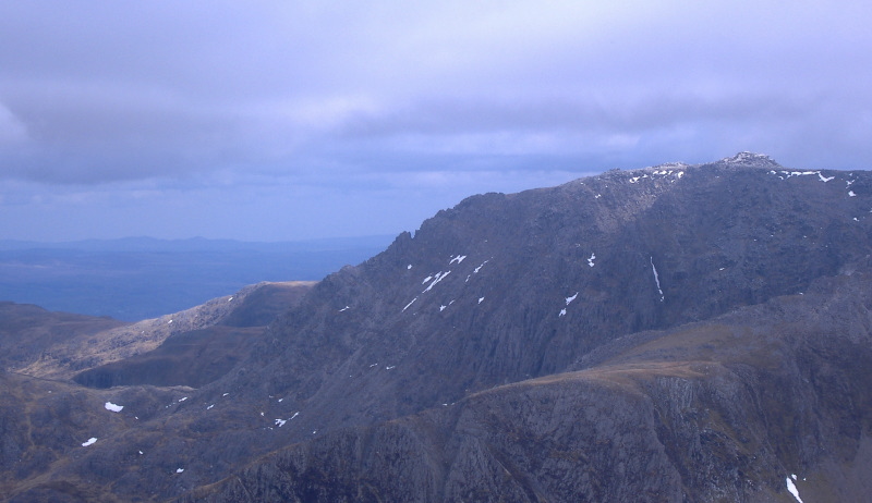 closer view of Glyder Fâch 