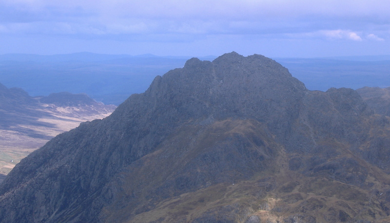 closer view of Tryfan 