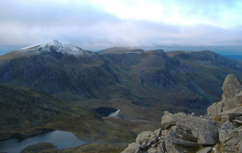  Y Garn and the summits to the north, just clear of cloud 