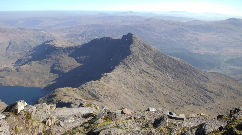  looking down on Y Lliwedd 