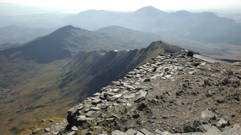  looking south from Snowdon, down the south ridge 