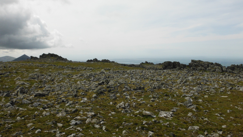  rocky outcrops on the top 