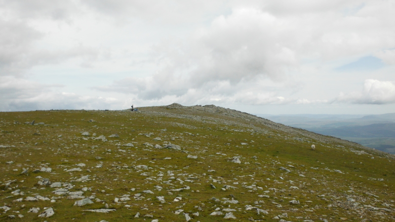  a sort of knoll on the summit 