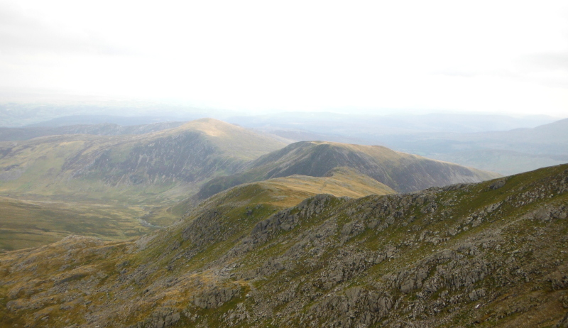  looking southeast over to Pen yr Helgi Du and Pen Llithrig y Wrach 