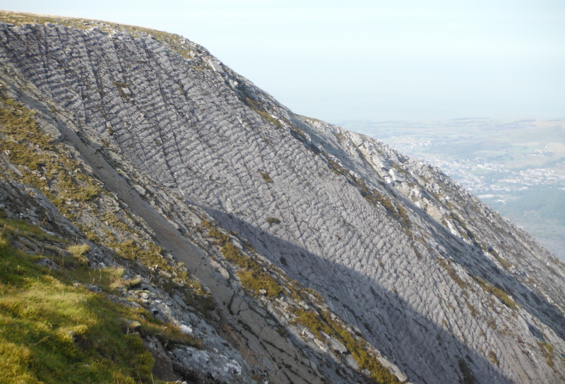  the upper part of the rock face