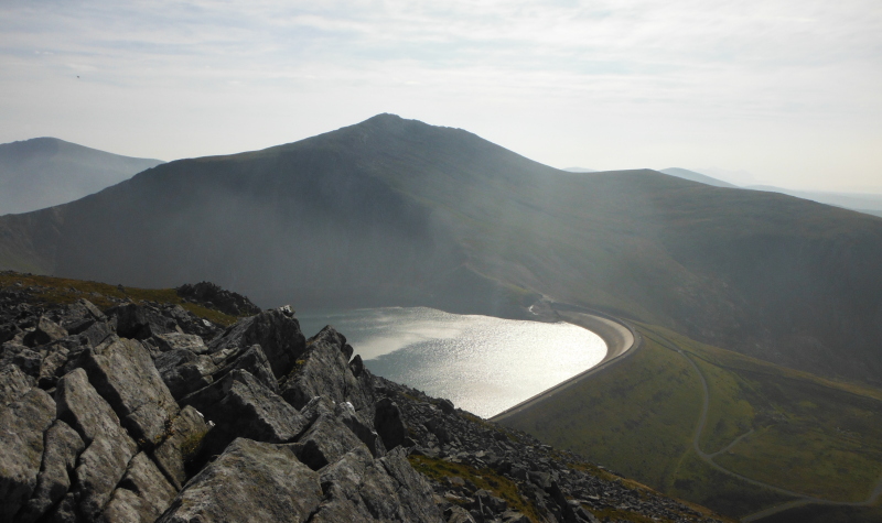  looking across to Elidir Fawr 