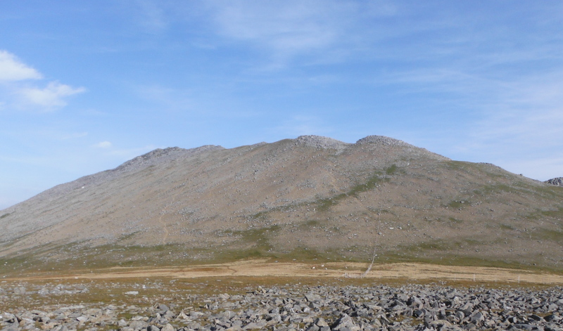  looking up to the ridge that forms Elidir Fawr