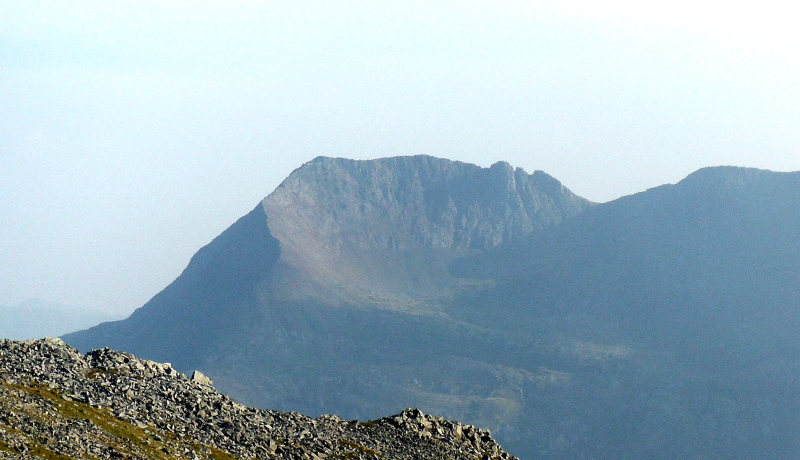  looking up to Crib Goch