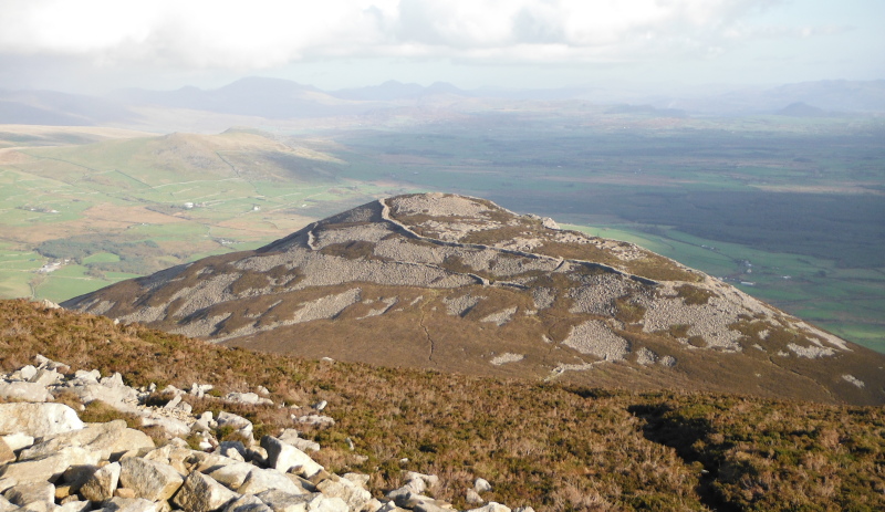  looking back to Tre´r Ceiri 