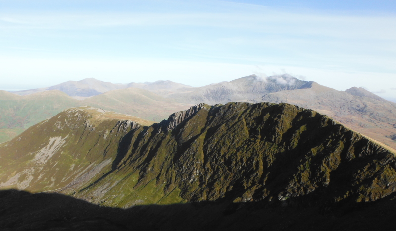  looking back to Mynydd Drws-y-coed and Y Garn 