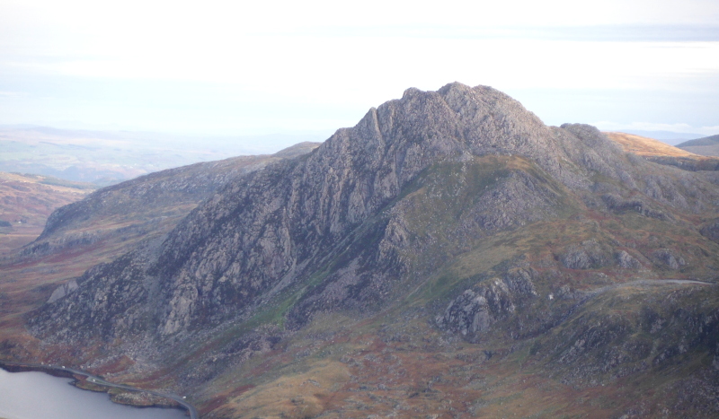  looking across to Tryfan