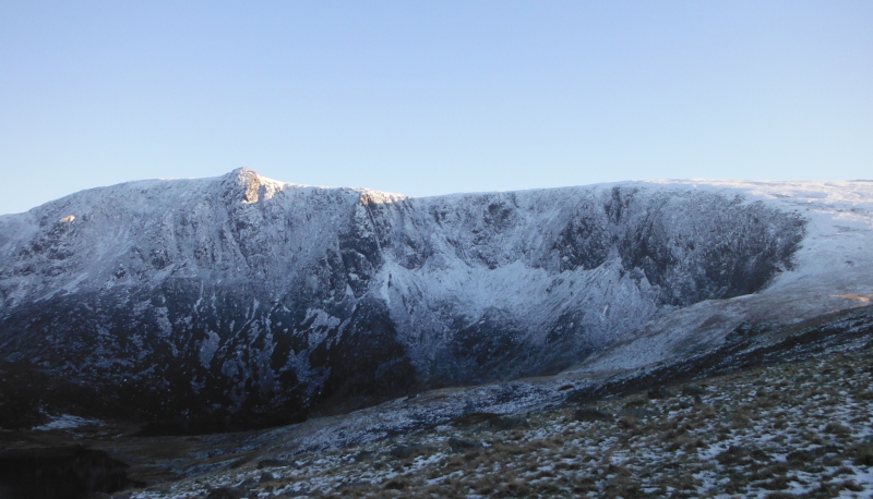  looking back to the cliffs above Cwm Silyn 