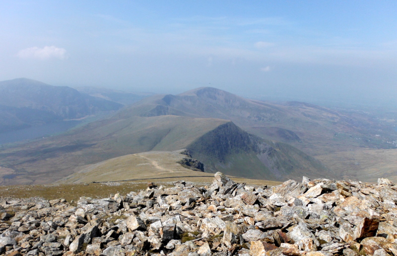  looking westwards along to Moel Eilio 