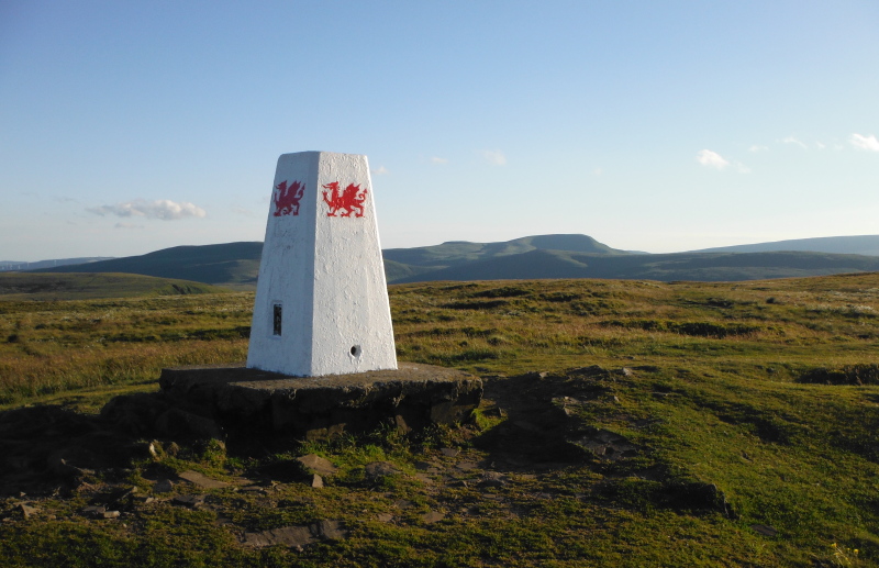  looking past the trig point to the western Black Mountains 