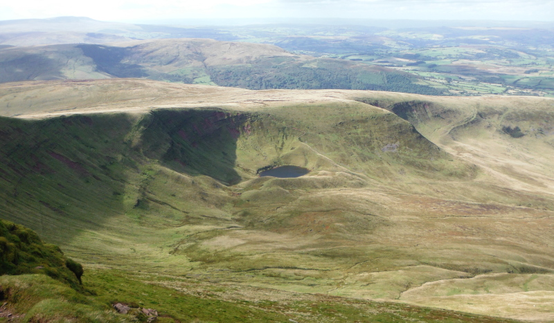  looking down on Llyn Cwm Llwch 