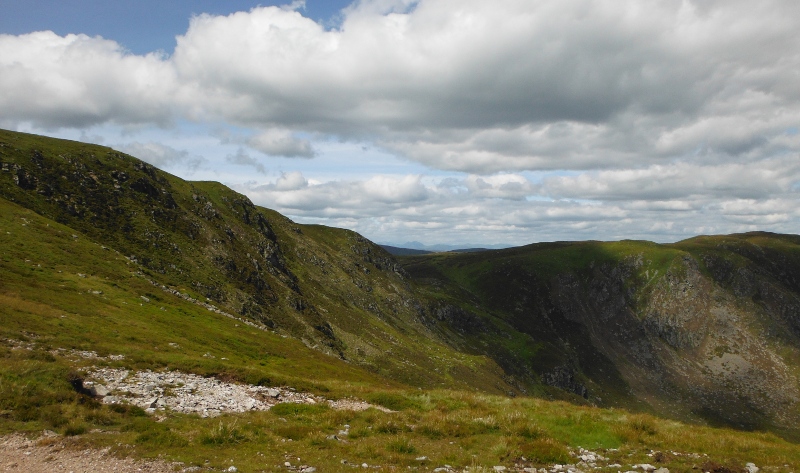  looking along the Blue Craigs 