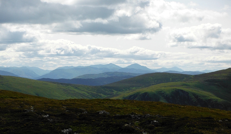  looking west to Stob Binnein, Ben More, Ben Lui, and Ben Cruachan 