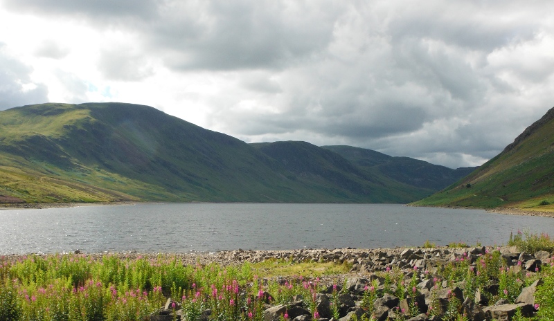  looking up the loch to Ben Chonzie  