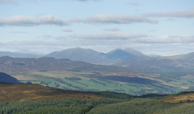  looking across to Meall Tairneachan and Farragon Hill 