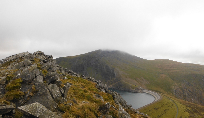  the cloud now down on Elidir Fawr 