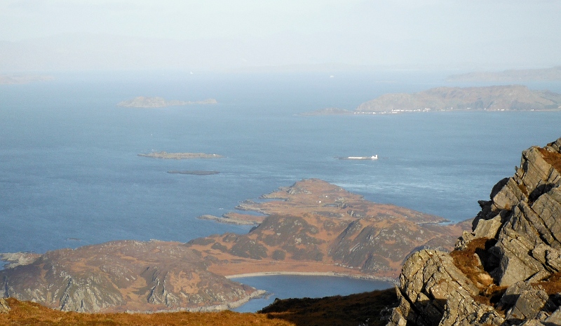  a closer view looking down on Lunga 