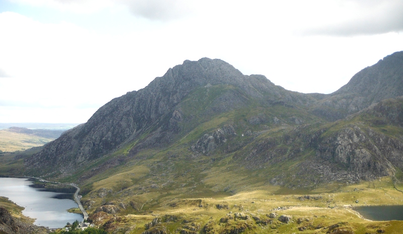  looking across to Tryfan 