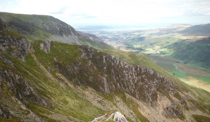  looking across to Yr Esgair 