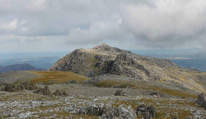  looking across to Glyder Fâch 