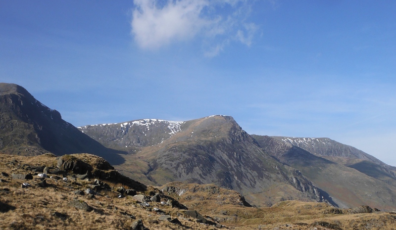  looking along to Foel-goch and Carnedd y Filiast 