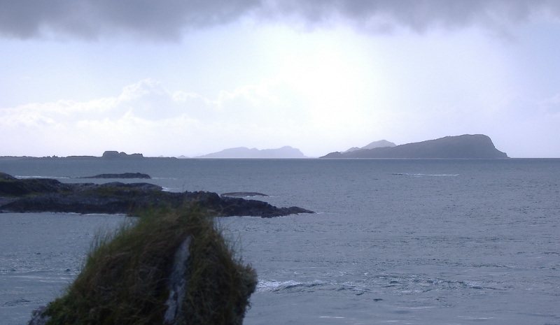  looking down to Belnahua and the Garvellachs 