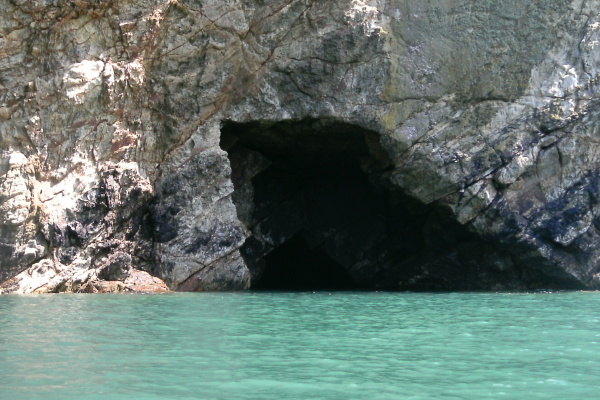 photograph of the cave entrance 