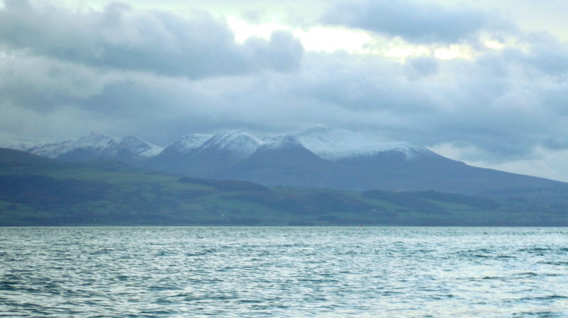 a closer view of the mountains 