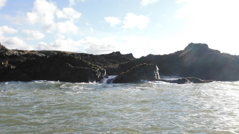 the swell onto the rocks at Old Quarry Point  