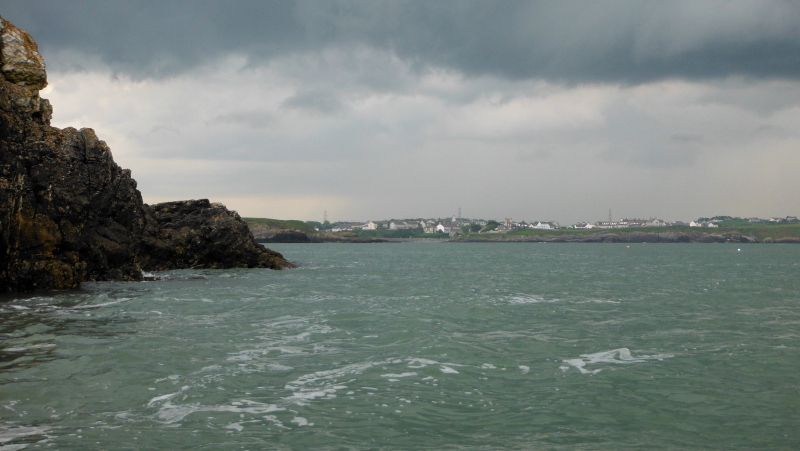  heavy clouds hanging over Cemaes  