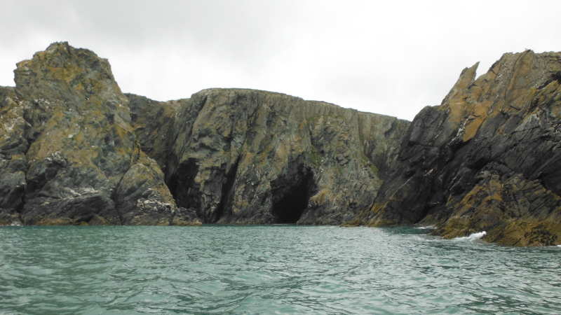  looking into the cave 