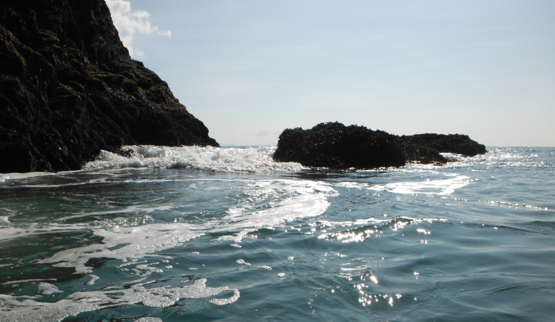  the gap through the rocks, with a surge in progress 