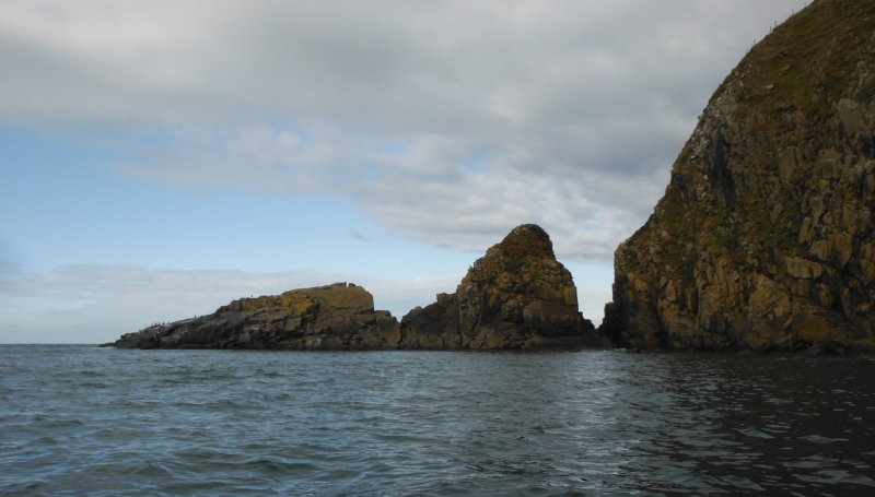  the outlying rocks Llech Lyden 