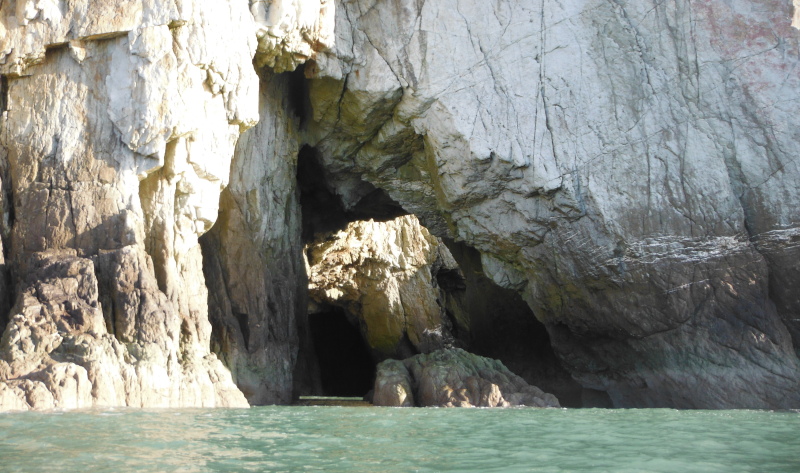 looking into the cave 