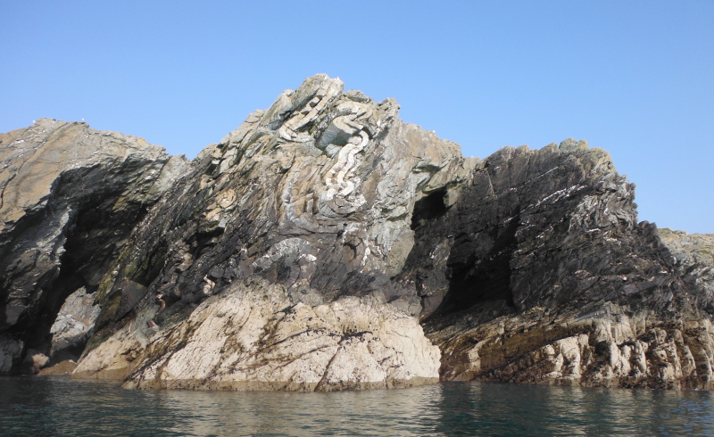 the folded rocks 