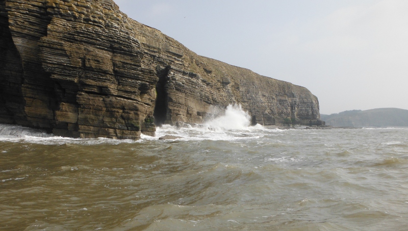  looking along the cliffs 