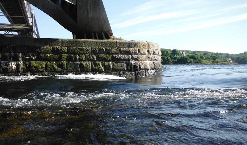  the wave beside the north pier 