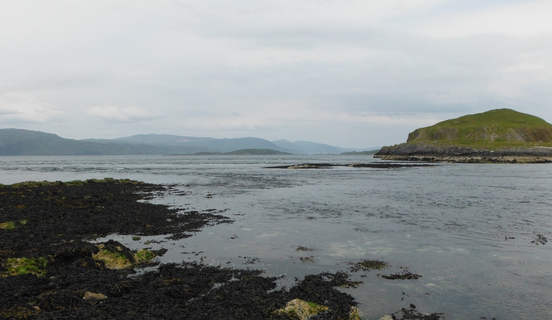  looking north from the north end of Eilean Musdile