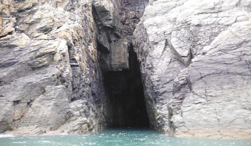  the cave with the hanging block of rock 