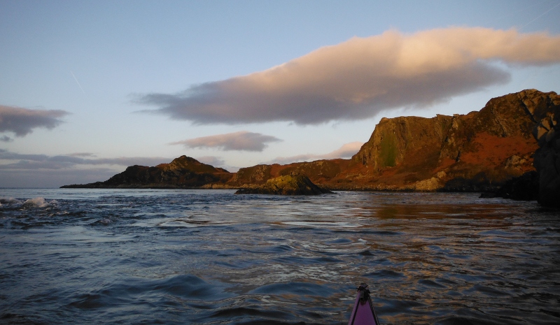  the cliffs on Lunga 