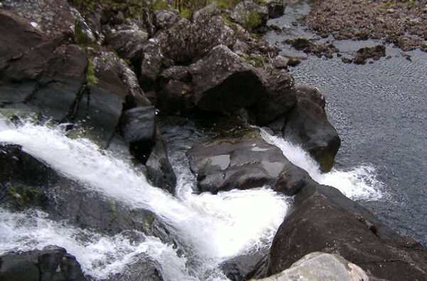 another photograph of waterfall