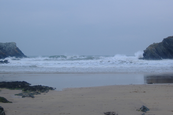 photograph of waves on Porth Dafarch beach 